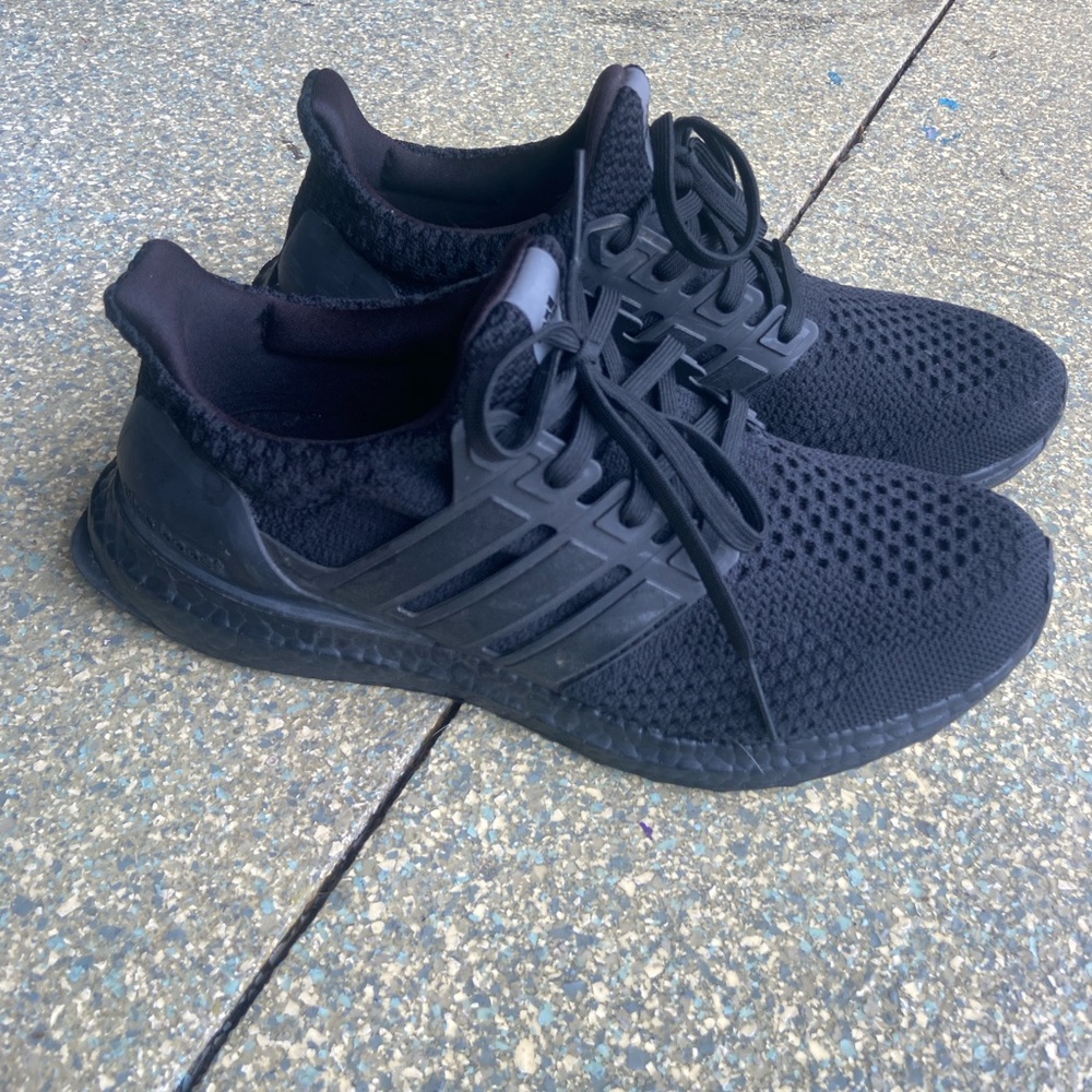 Adidas Black Ultraboost 5.0 DNA Athletic Shoes with Primeknit - Picture 7 of 8
